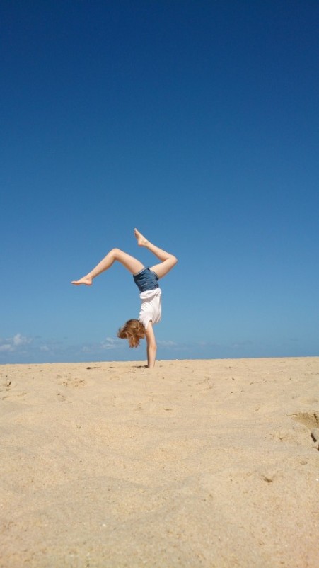 H Handstand on beach (Small)